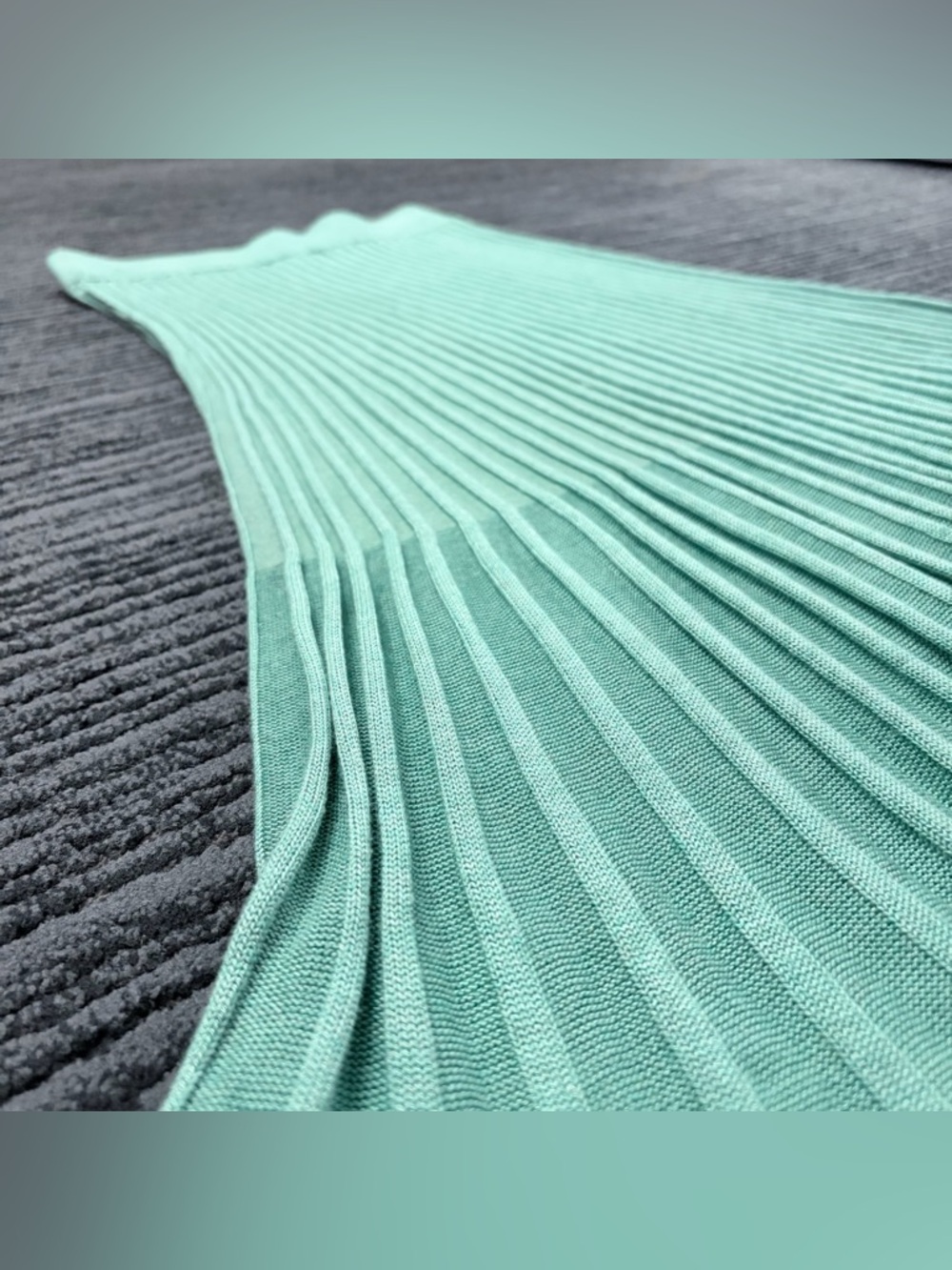 525 America Green Knit Circle Skater Pleated Midi Skit - Picture 3 of 5